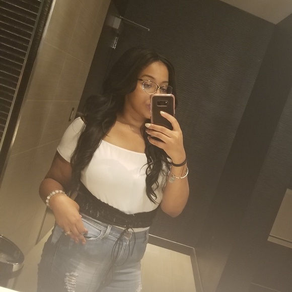 Meet your Posher, Monica - Picture 5 of 9